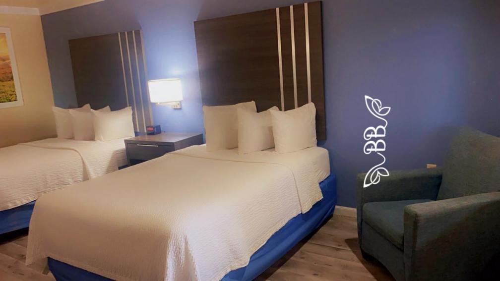 Elmendorf Days Inn & Suites By Wyndham Braunig Lake מראה חיצוני תמונה